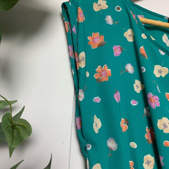 Green Floral Dress - Picture 5 of 14